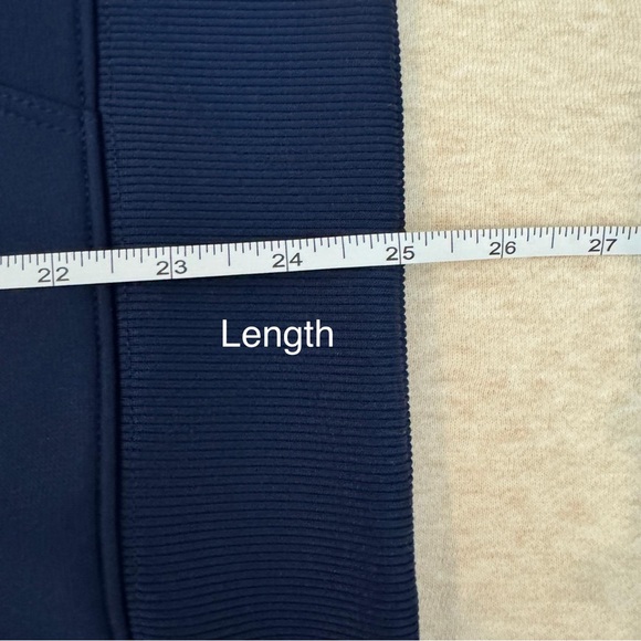 Under Armour Women’s Pullover Navy Blue Sweatshirt Crew Neck Size L - Picture 9 of 9